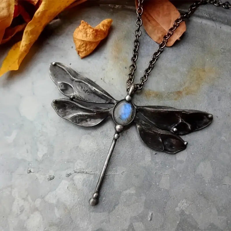 Wholesale Vintage Creative Dragonfly Alloy Pendant Necklace